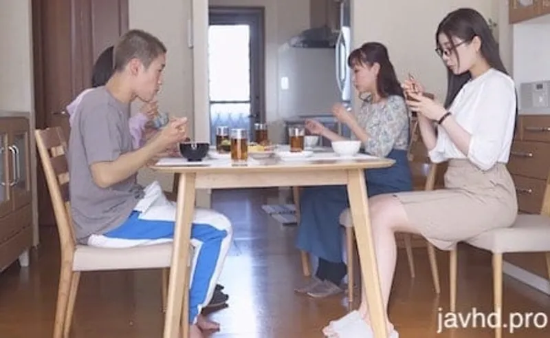 [start-094][vietsub] bạn gái của anh trai tương lai đã hấp dẫn tôi rei kamiki